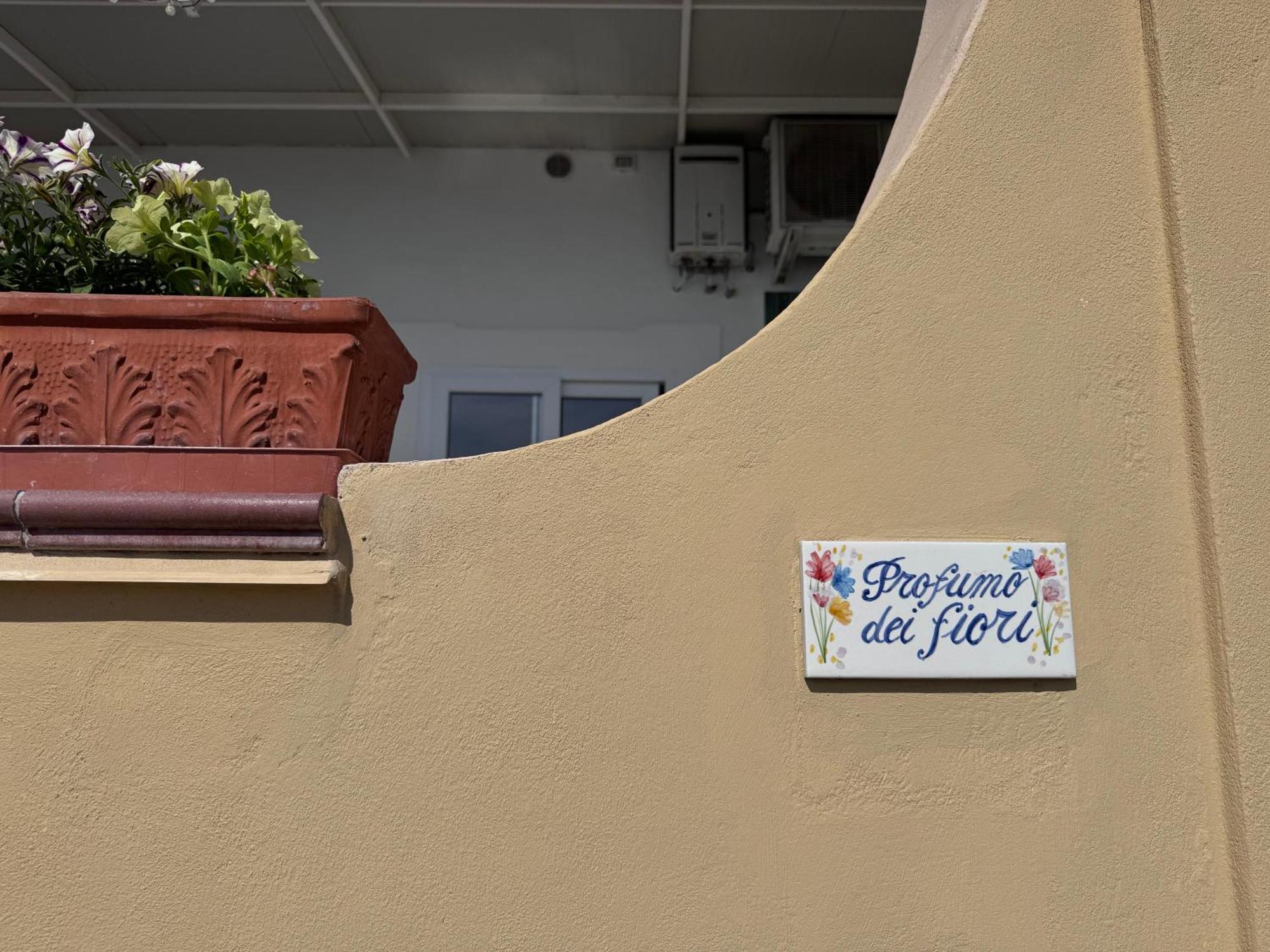 Il Profumo Dei Fiori Apartamento Praiano Exterior foto